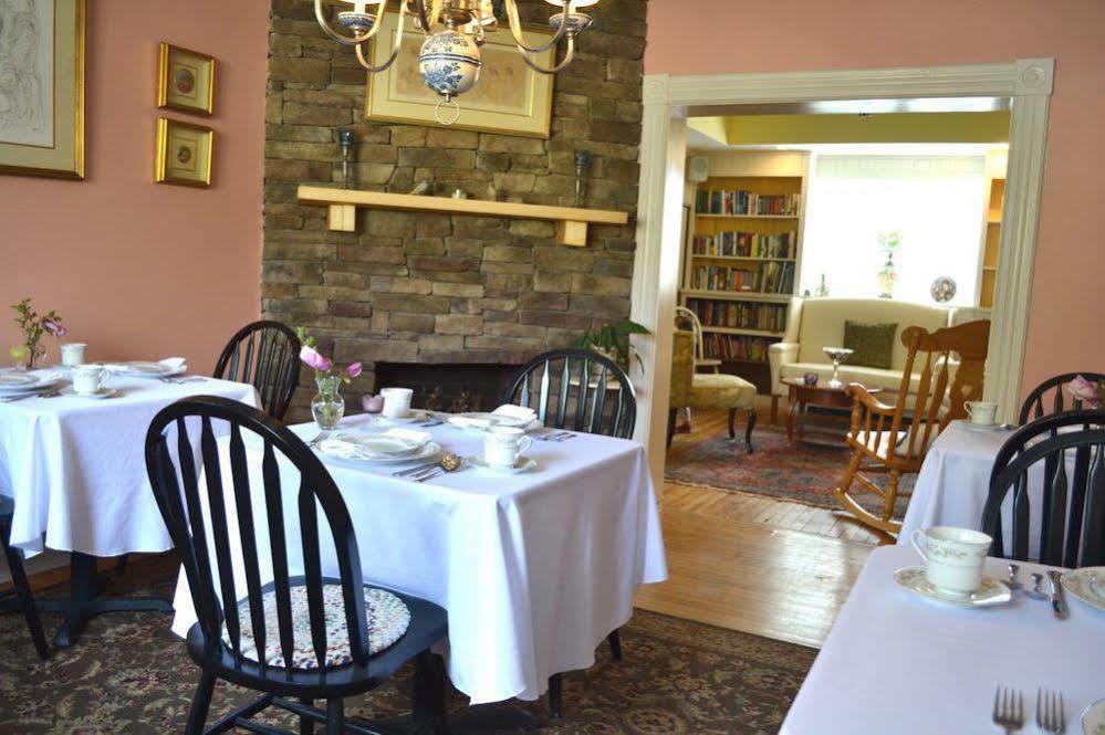 The Bell House Inn Glens Falls Ngoại thất bức ảnh